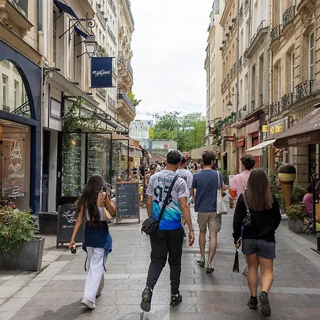 Apartmán Historique - Louvre, Notre Dame, Les Halles